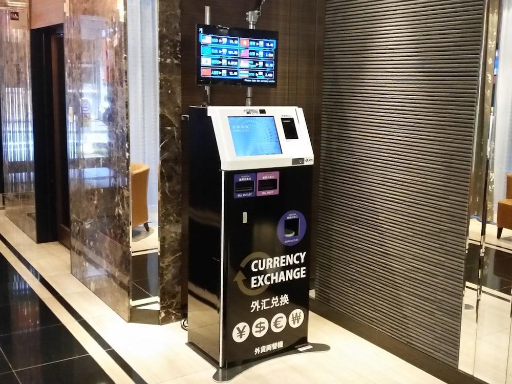 Apa Hotel Shinjuku Gyoemmae Τόκιο Εξωτερικό φωτογραφία